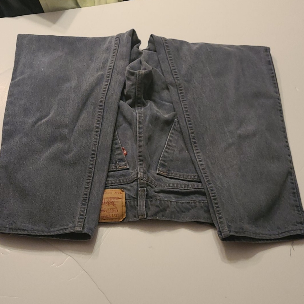 Levi's 550 size 34x32. - Picture 5 of 5